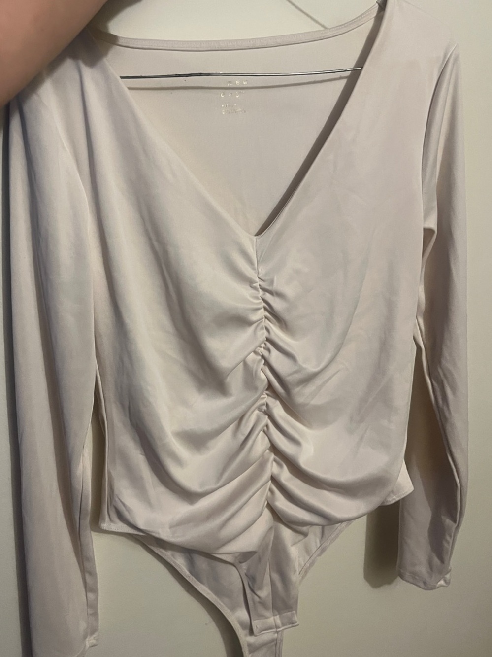 Women's Ruched V-Neck Long Sleeve Bodysuit - Cream